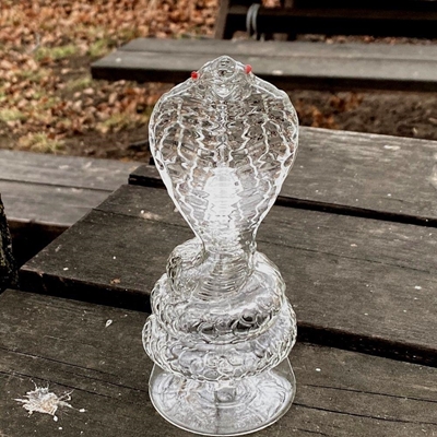 Picture of 6" King Cobra Glass Bong